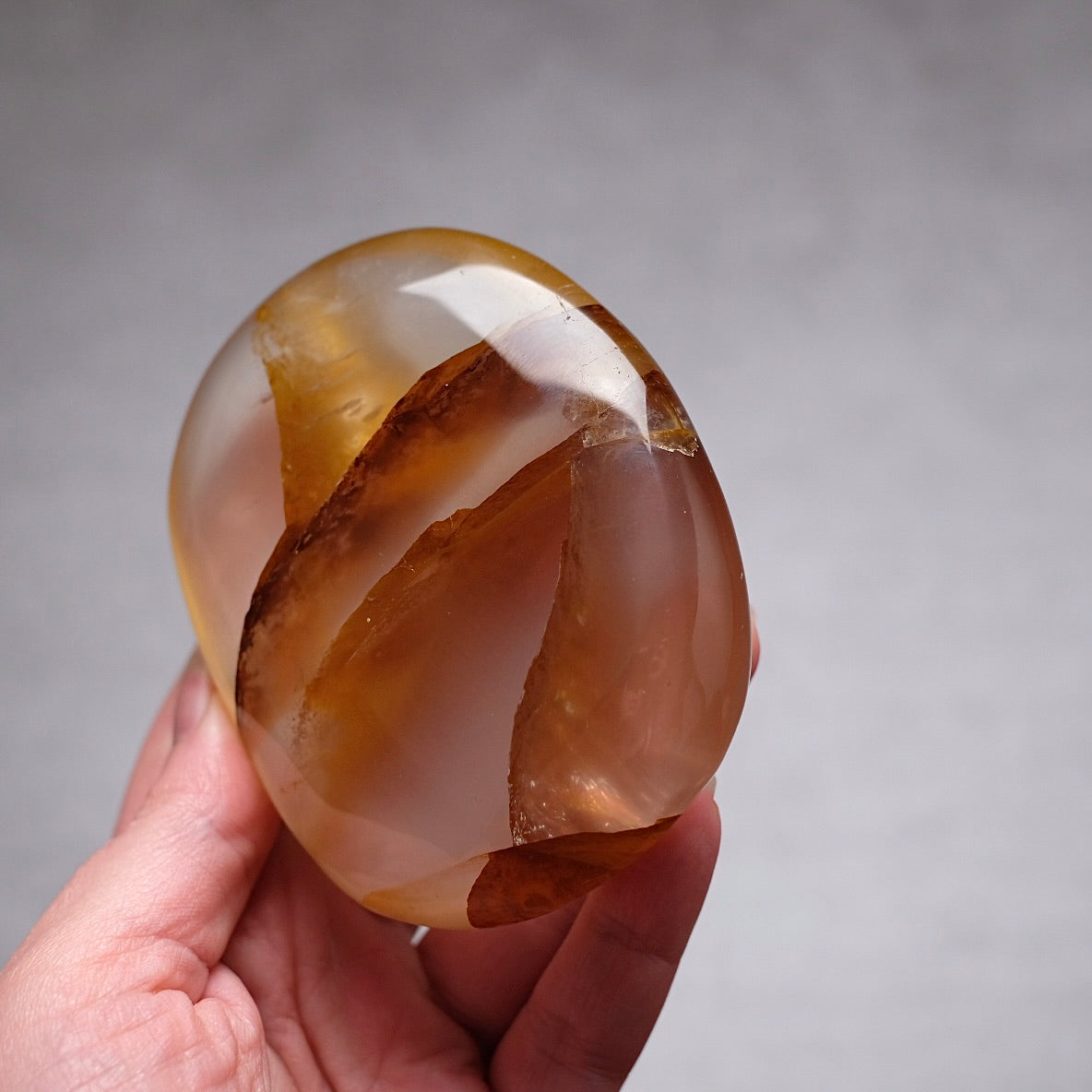 Girasol Golden Healer Quartz | Golden Healer Palm Stone