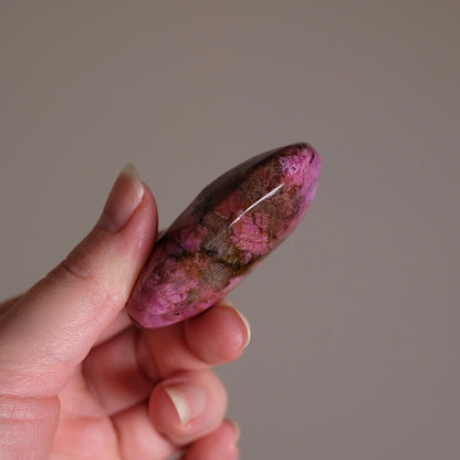 Cobalto Calcite Palm | Pink Cobaltoan Calcite Palm Stone