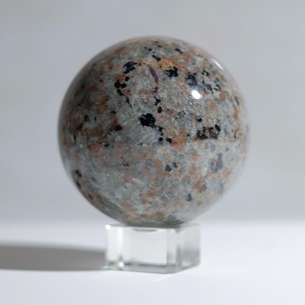 Yooperlite Sphere | UV Reactive Yooperlite Crystal Sphere