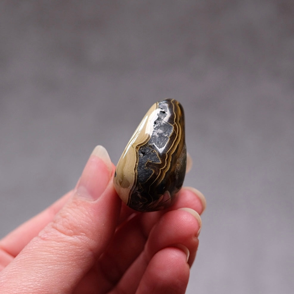 Schalenblende Tumble | Rare Tumbled Crystal | Pocket Stone