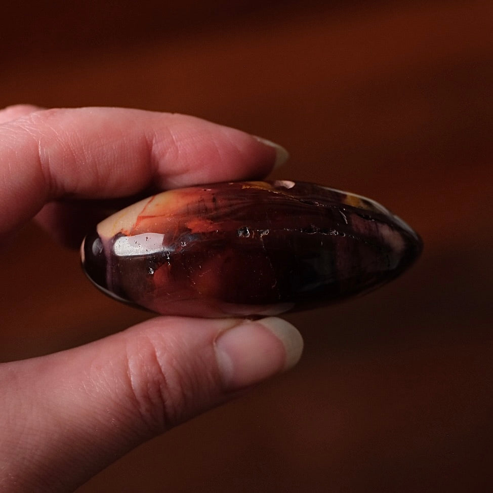 Mookaite Palm | Colourful Mookaite Jasper Palm Stone