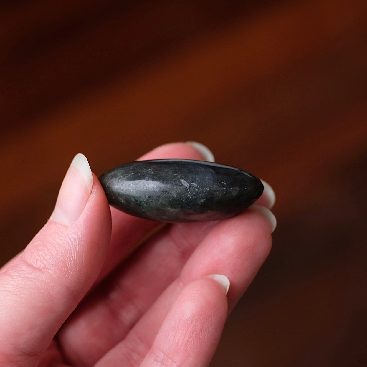 Flashy Labradorite Pocket Stone | Tumbled Crystal Palm