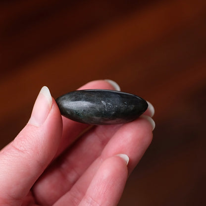 Flashy Labradorite Pocket Stone | Tumbled Crystal Palm
