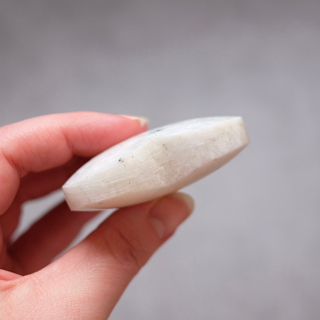 Flashy Moonstone Heart | Crystal Heart Carving