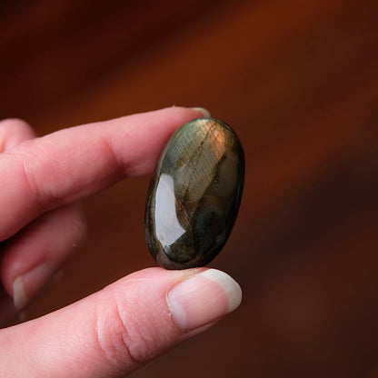 Flashy Labradorite Pocket Stone | Tumbled Crystal Palm