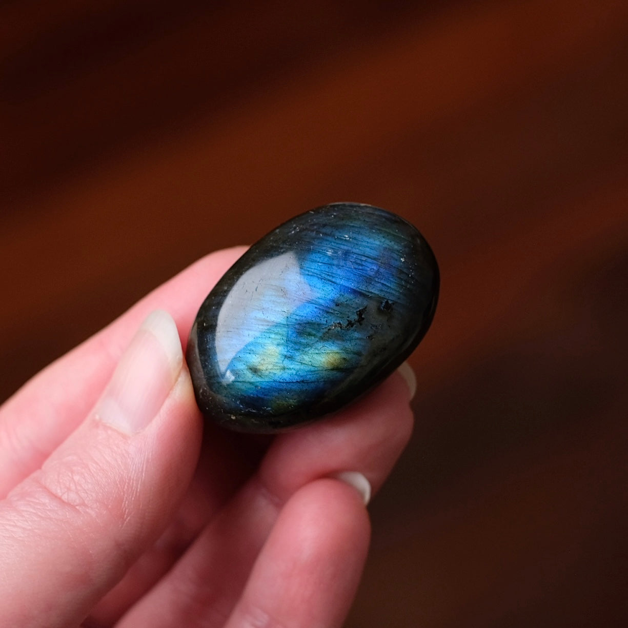 Flashy Labradorite Pocket Stone | Tumbled Crystal Palm