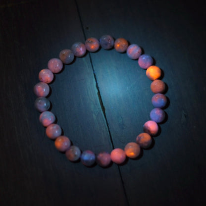 Hackmanite Bracelet | UV Reactive Crystal Stretch Bracelet