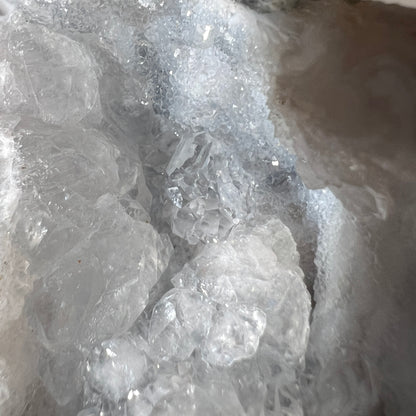 Crystal Geode & Display Stand | Quartz Geode