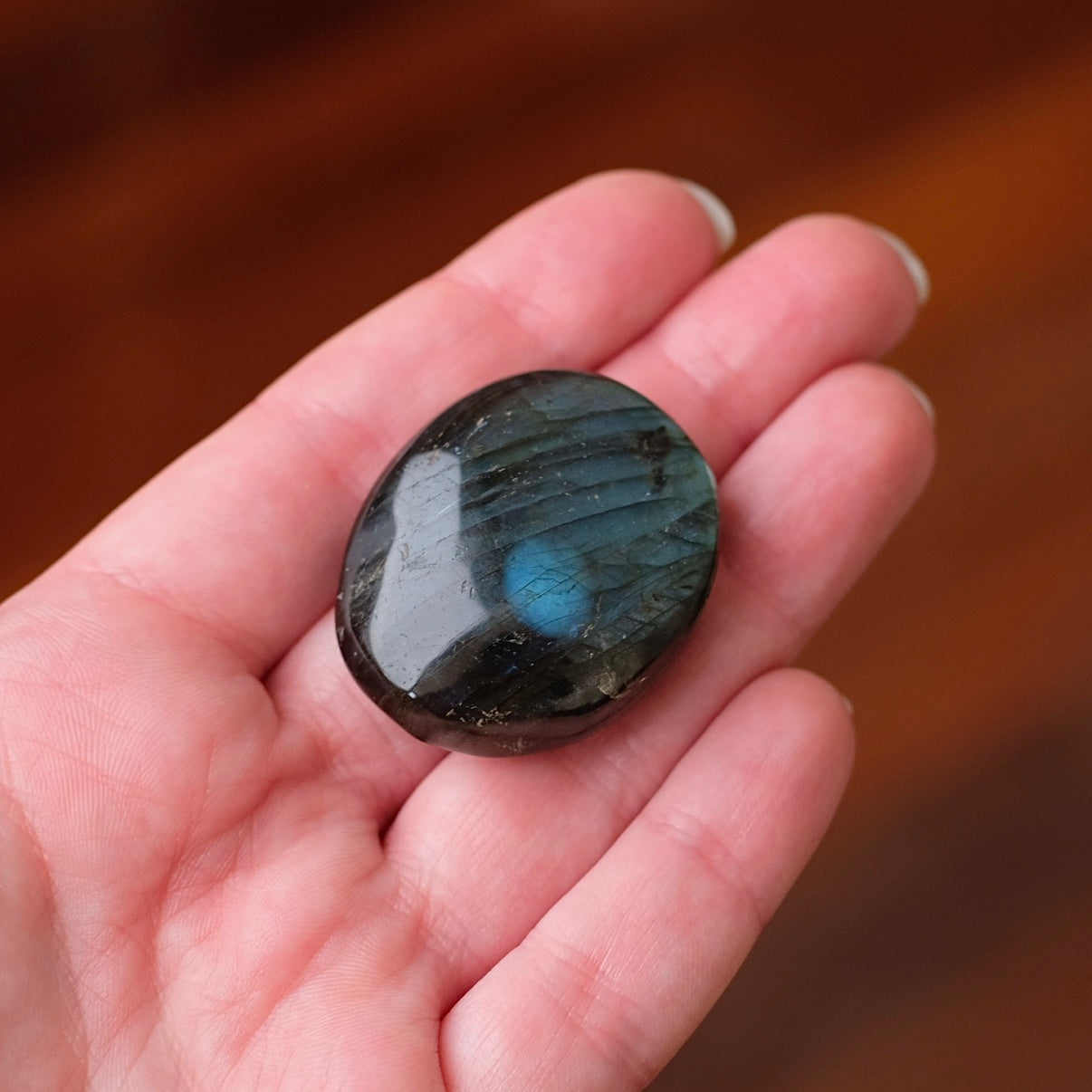 Flashy Labradorite Pocket Stone | Tumbled Crystal Palm