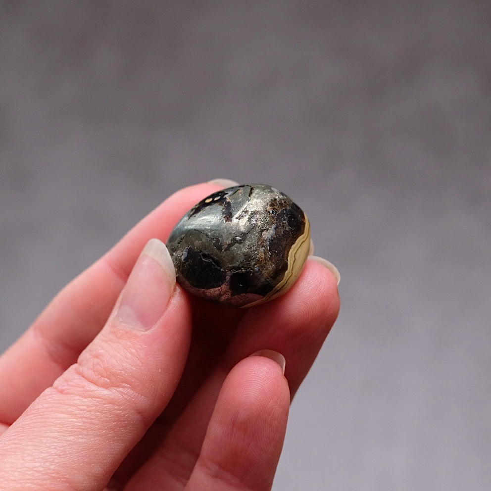 Schalenblende Tumble | Rare Tumbled Crystal | Pocket Stone