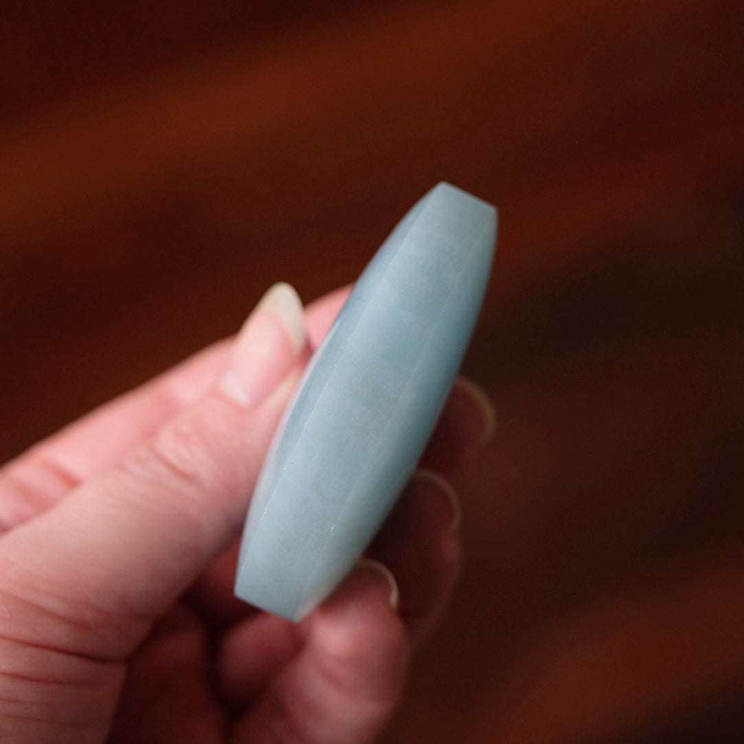 Aquamarine Palm | Blue Aquamarine Crystal Palmstone
