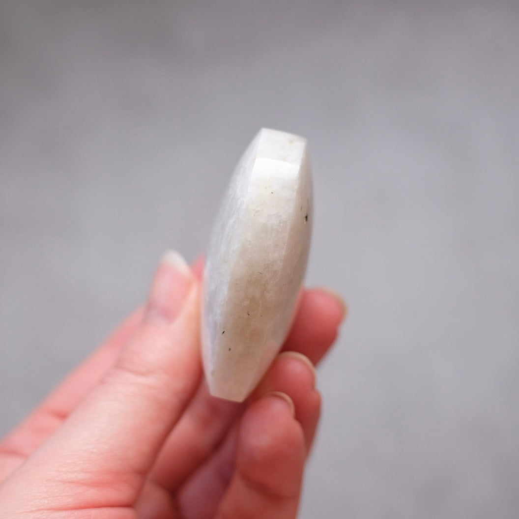 Flashy Moonstone Heart | Crystal Heart Carving