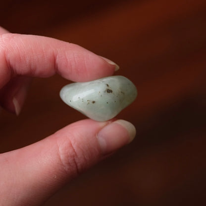 Mint Prehnite & Natrolite Pocket Stone | Tumbled Crystal