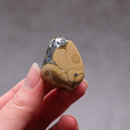 Schalenblende Tumble | Rare Tumbled Crystal | Pocket Stone