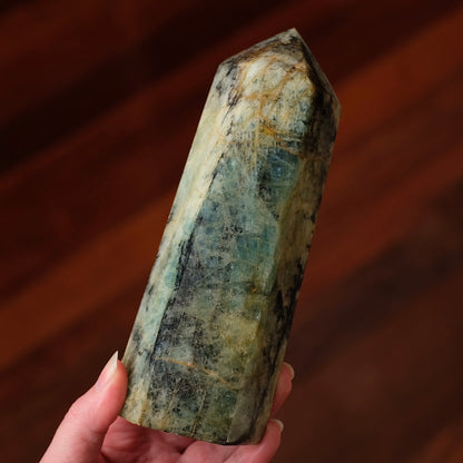 XL Aquamarine Tower |  Beryl Tower | Crystal Point