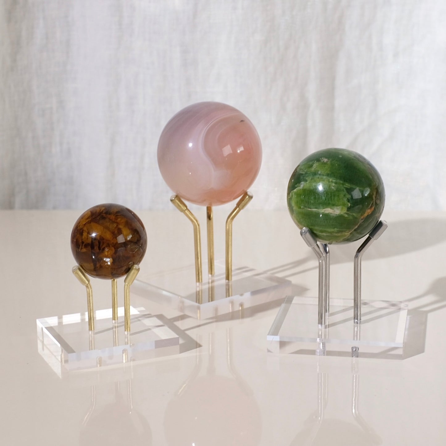 Acrylic Crystal Sphere Stand | Crystal Display Stand