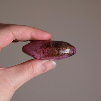 Cobalto Calcite Palm | Pink Cobaltoan Calcite Palm Stone