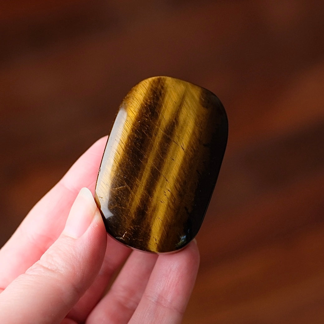 Tiger Eye Palm | Tigers Eye Crystal Palm Stone