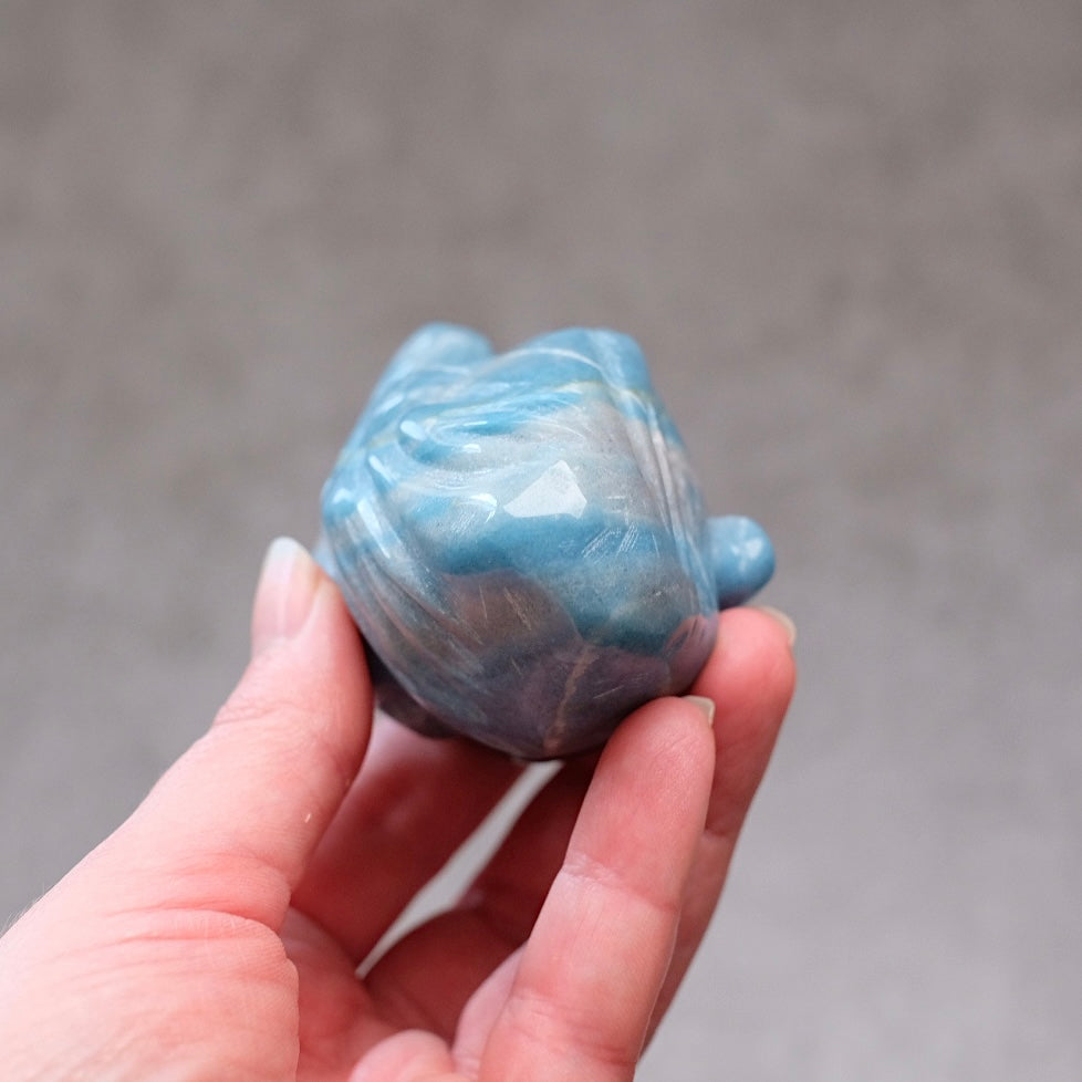 Trolleite Anatomical Heart Carving | Human Crystal Heart