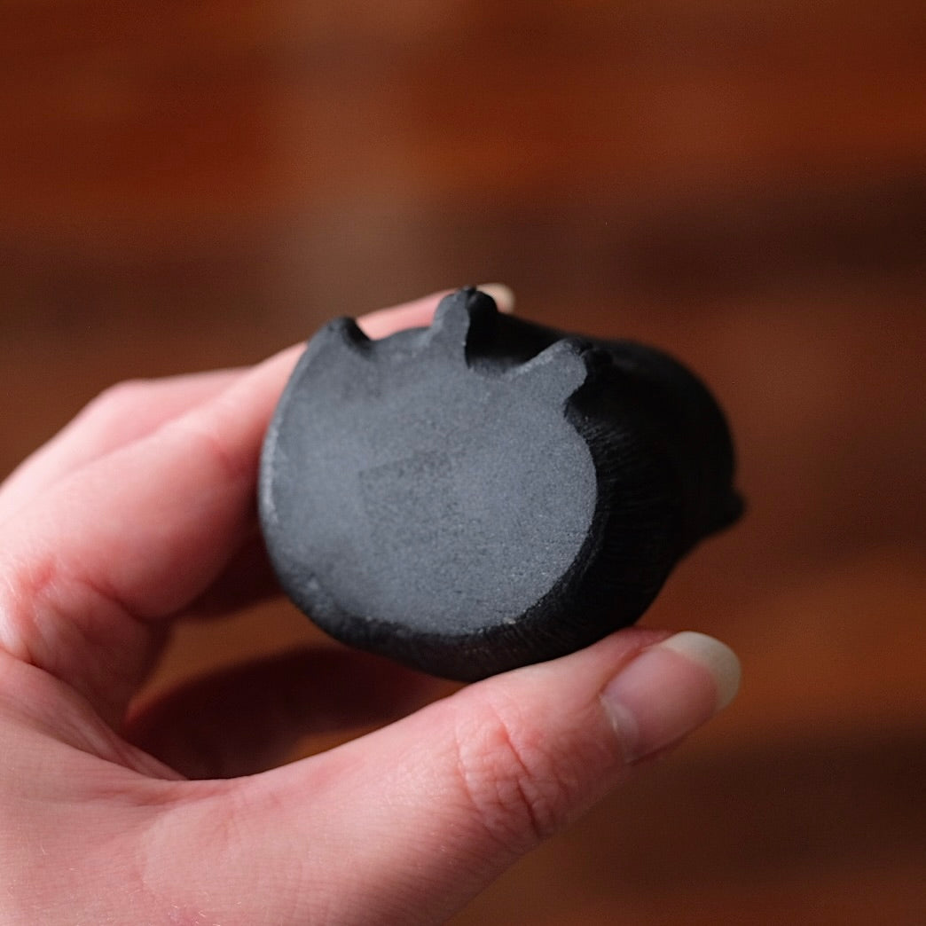 Black Obsidian Cat Carving | Crystal Cat