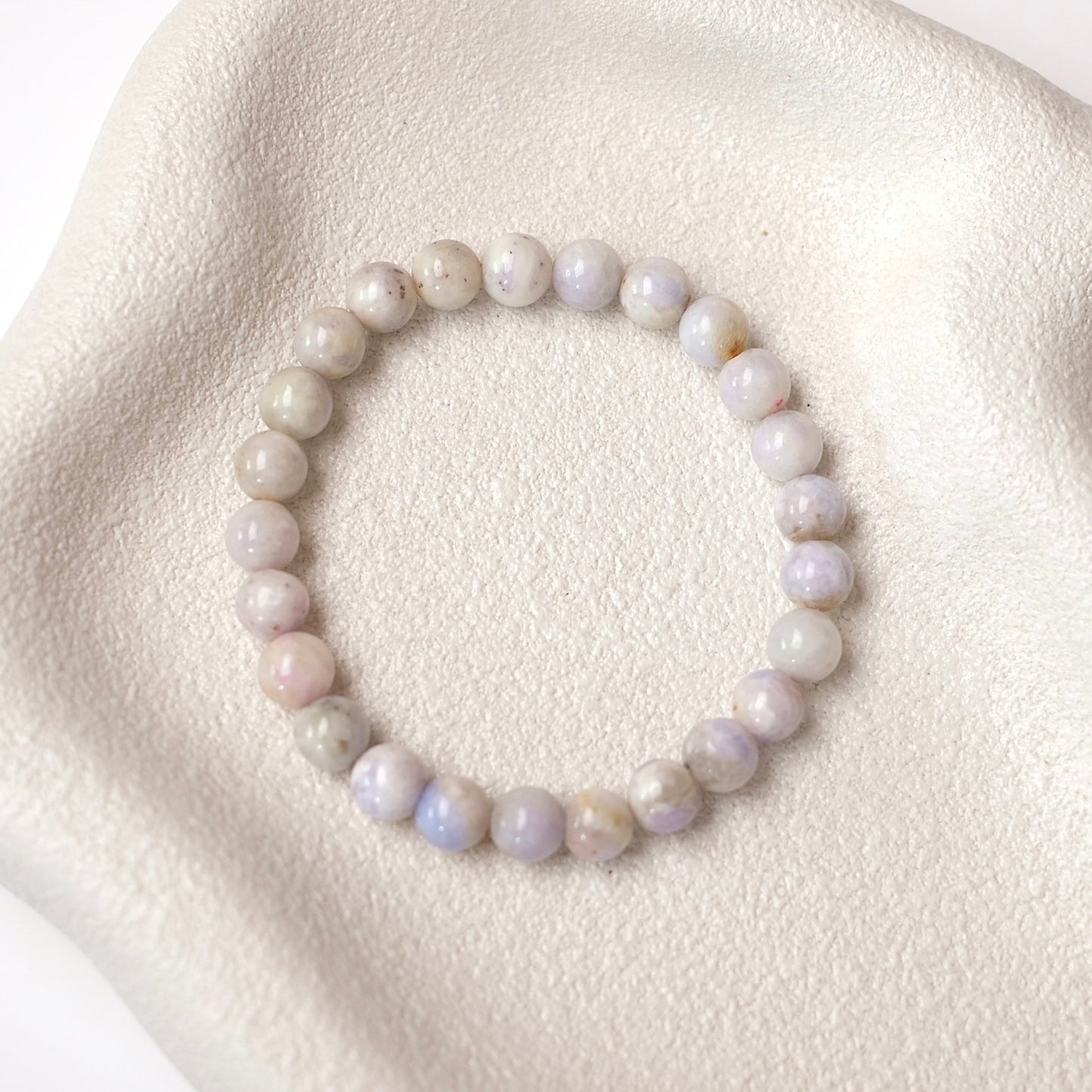 Hackmanite Bracelet | UV Reactive Crystal Stretch Bracelet