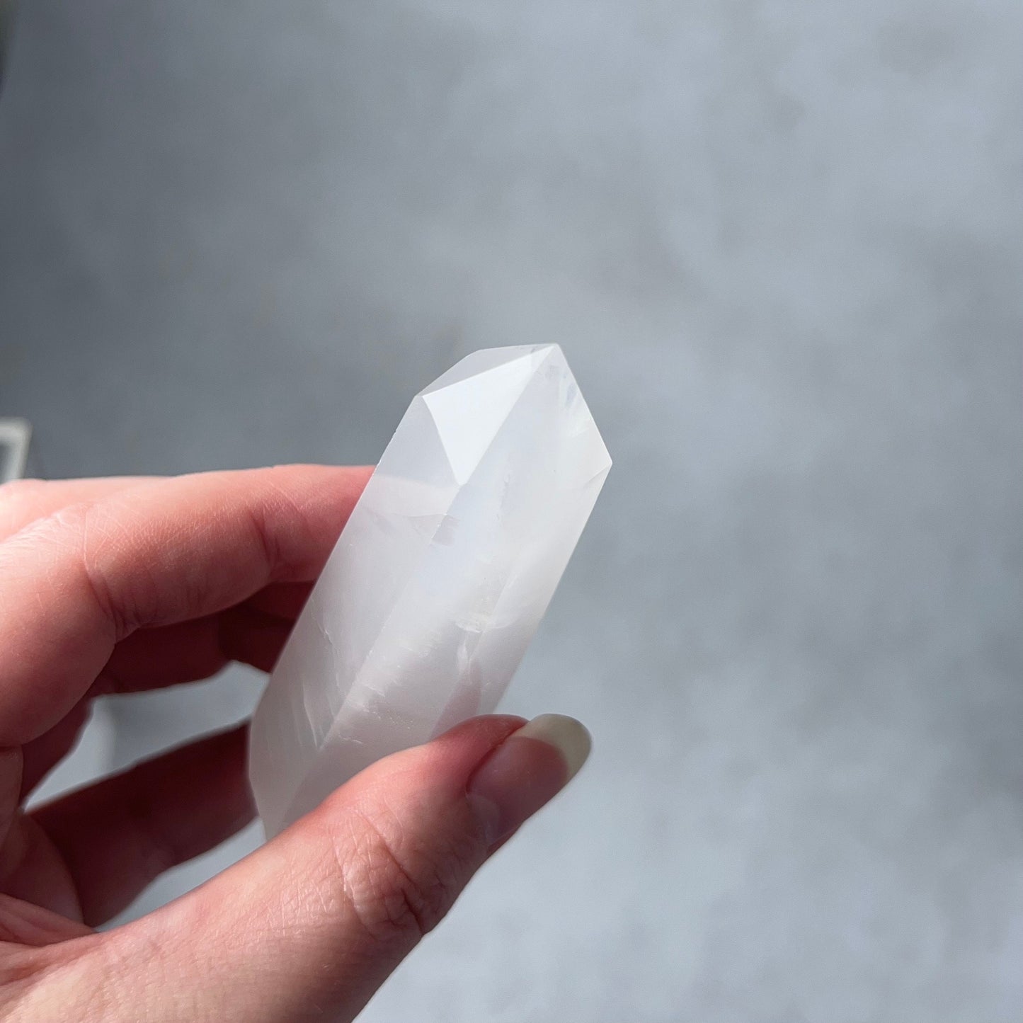 Girasol Quartz Point | Milky Moon Quartz Tower