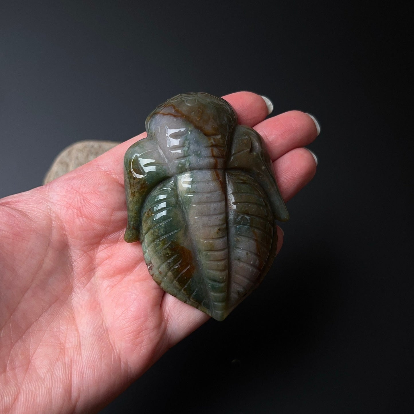 Moss Agate Trilobite Carving | Crystal Animal Carving