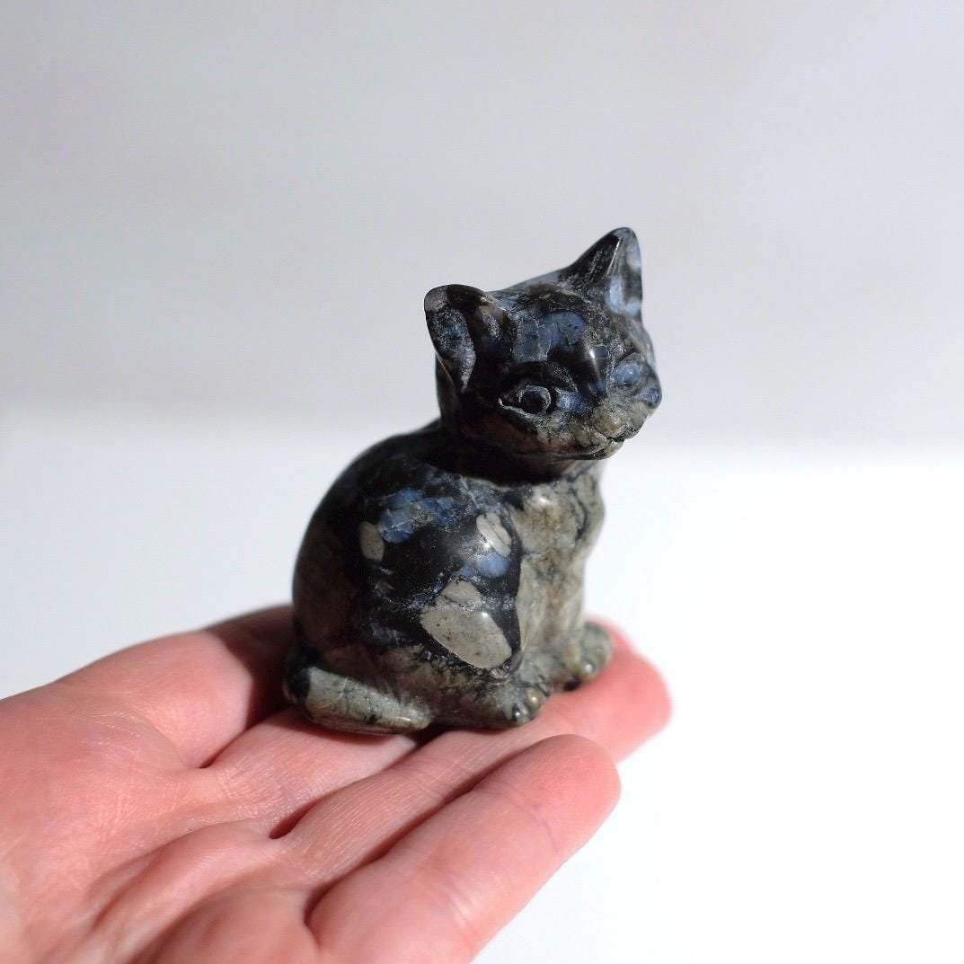 Que Sera Cat Carving | Llanite Crystal Carving