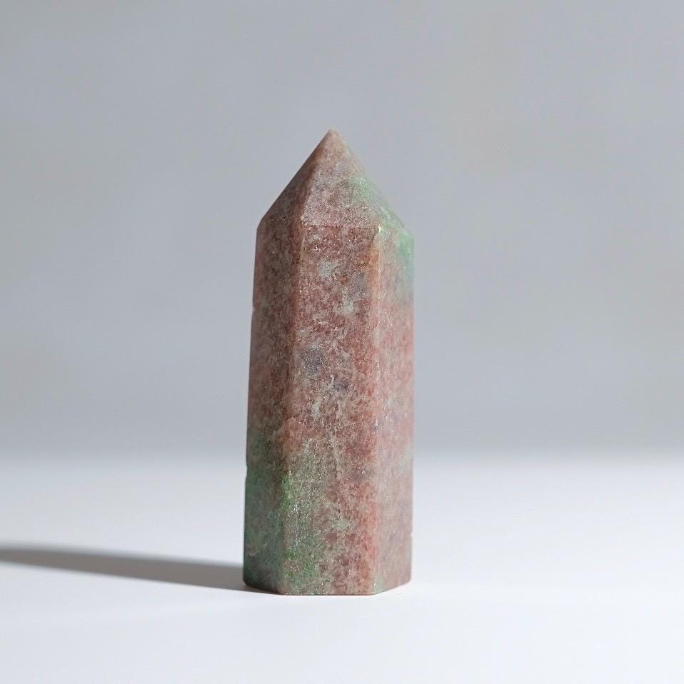 Eclogite Point | Garnet w. Green Omphacite Crystal Tower