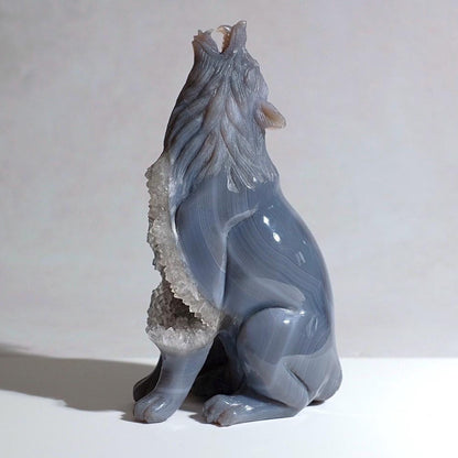 Stunning Druzy Agate Wolf Carving | Crystal Carving