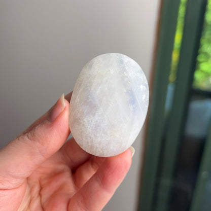 Moonstone Palm | Moonstone Crystal Palmstone