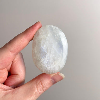 Moonstone Palm | Moonstone Crystal Palmstone