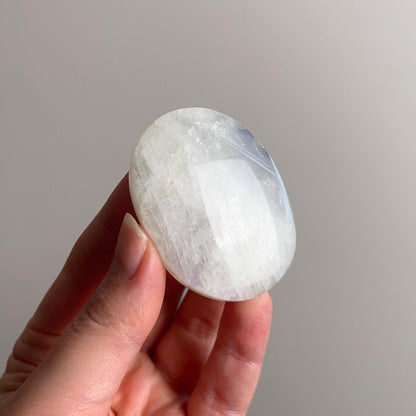 Moonstone Palm | Moonstone Crystal Palmstone