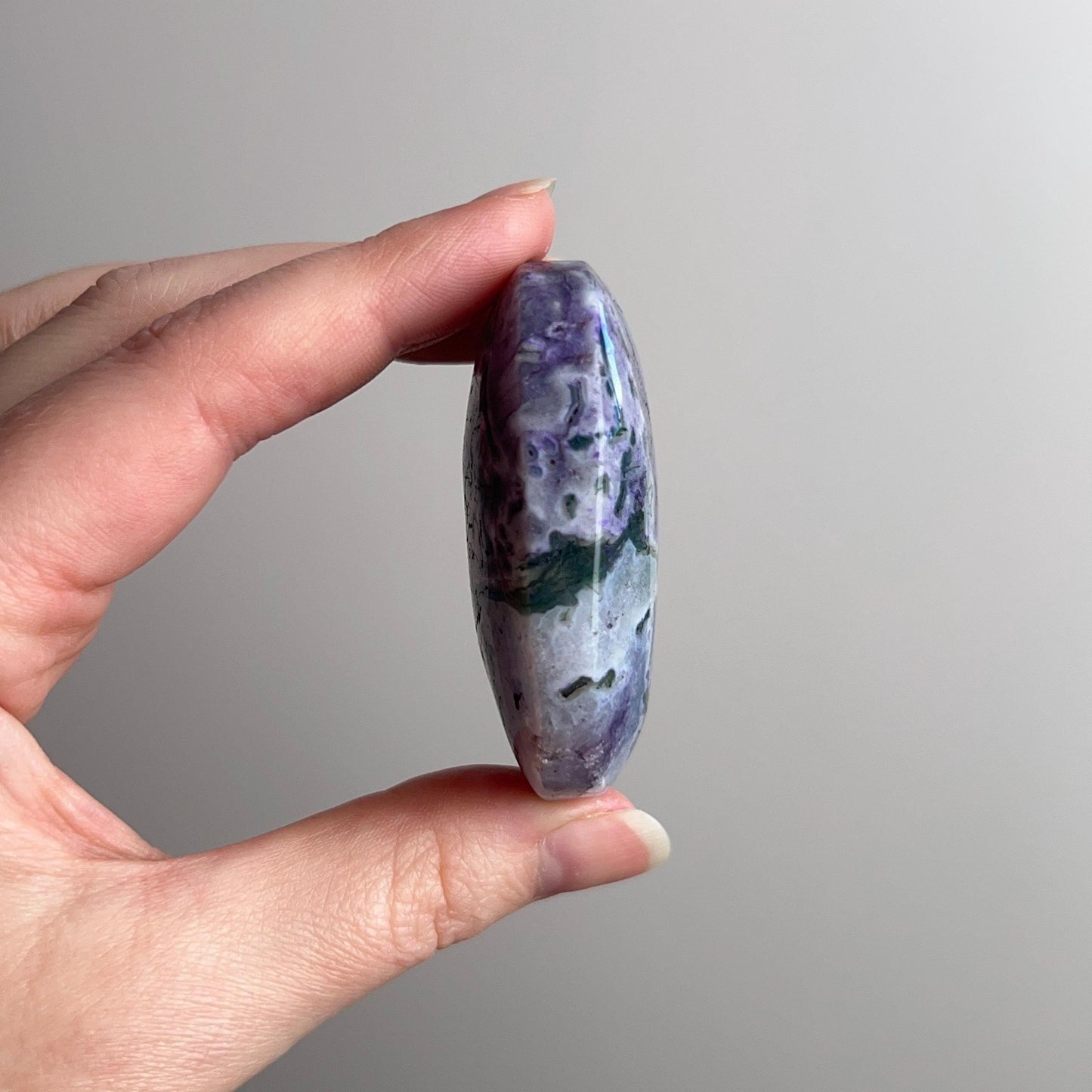 Dyed Moss Agate Palm | Moss Agate Crystal Palm Stone