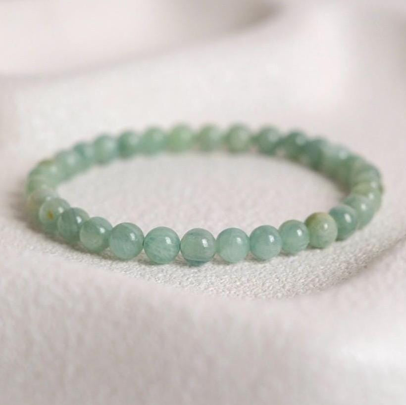 Green Kyanite Bracelet | Kyanite Crystal Stretch Bracelet