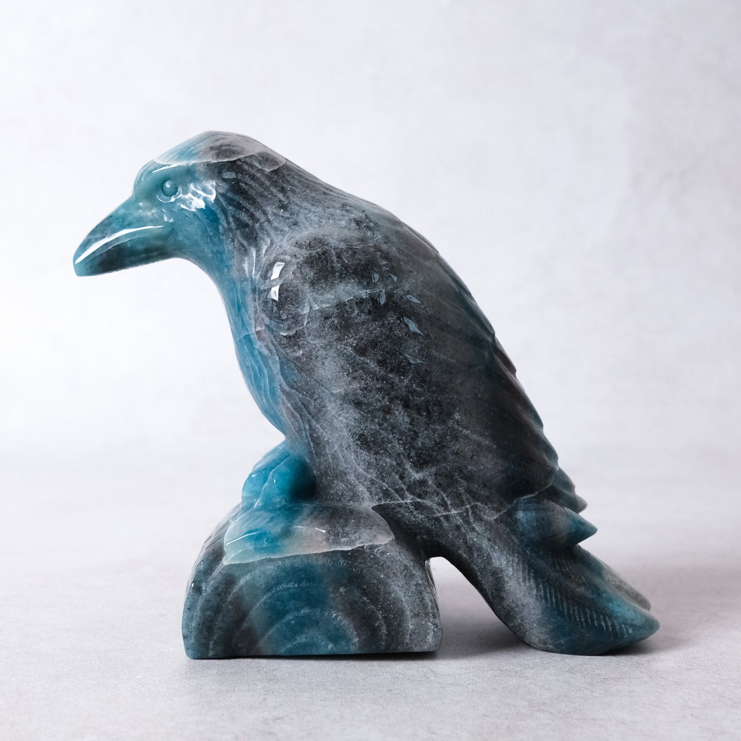 Trolleite Raven Carving | Crystal Crow Statue