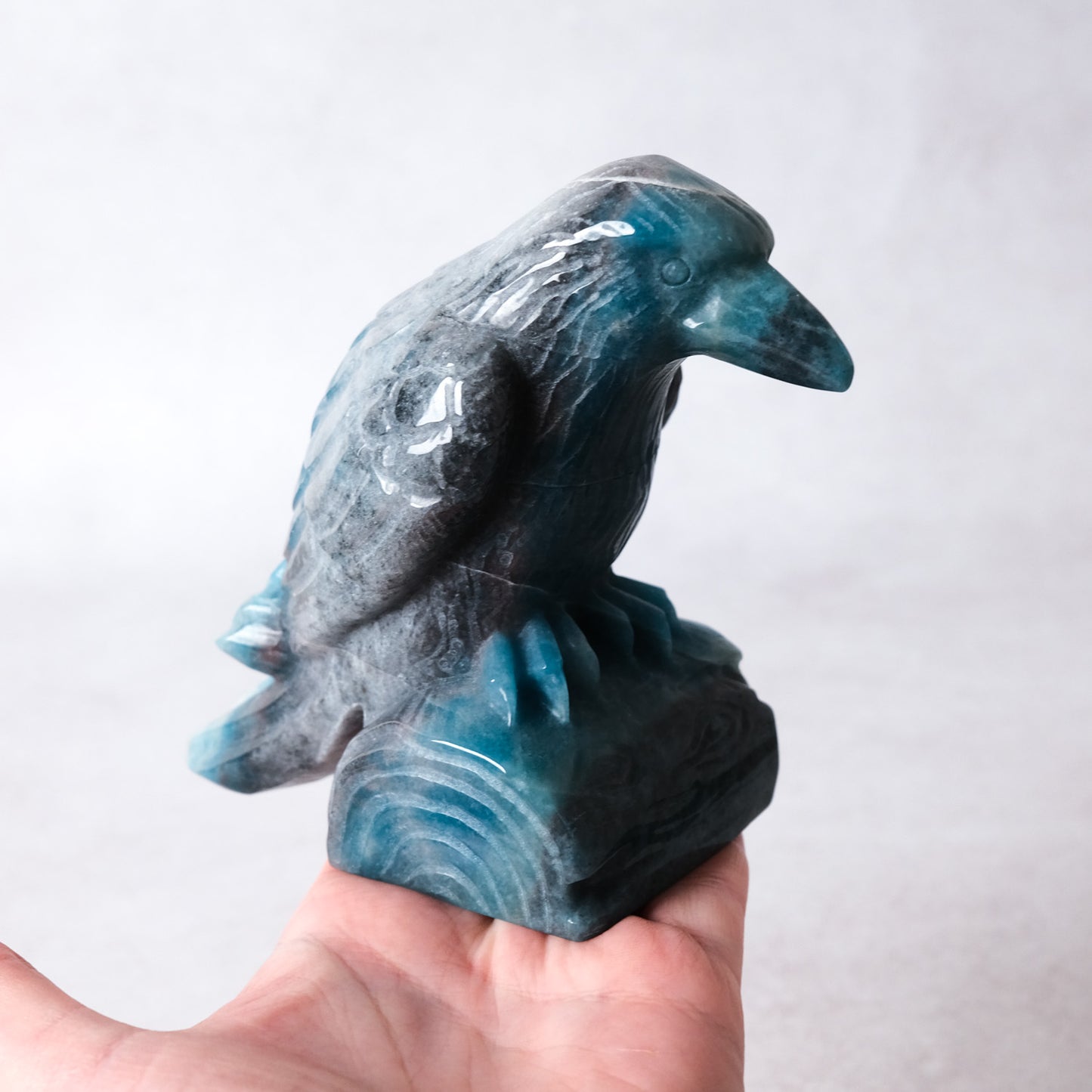 Trolleite Raven Carving | Crystal Crow Statue