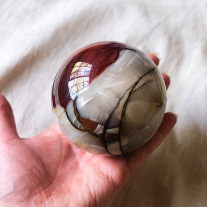 Mookaite Crystal Sphere | Colour XL Mookaite Sphere